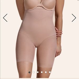 Honey love superpower short - sand